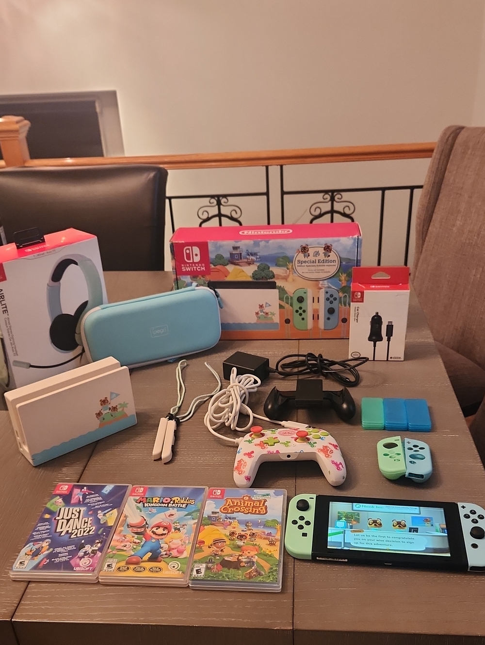 Nintendo Switch Animal Crossing:New Horizons Console Bundle Games & Accessories.